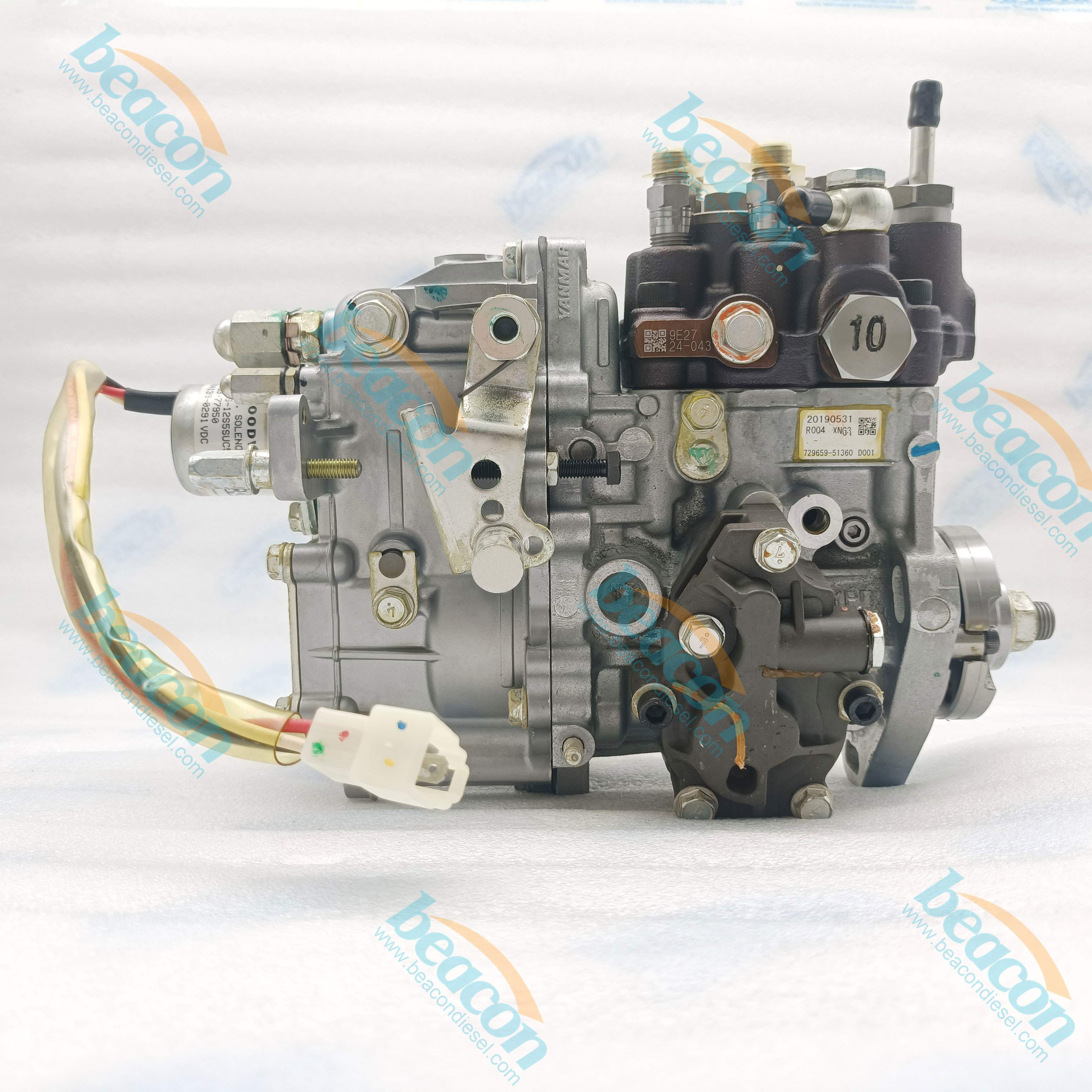 Para las piezas del motor Yanmar 4TNV84 4TNV84T Bomba de inyección de combustible 729659-51360