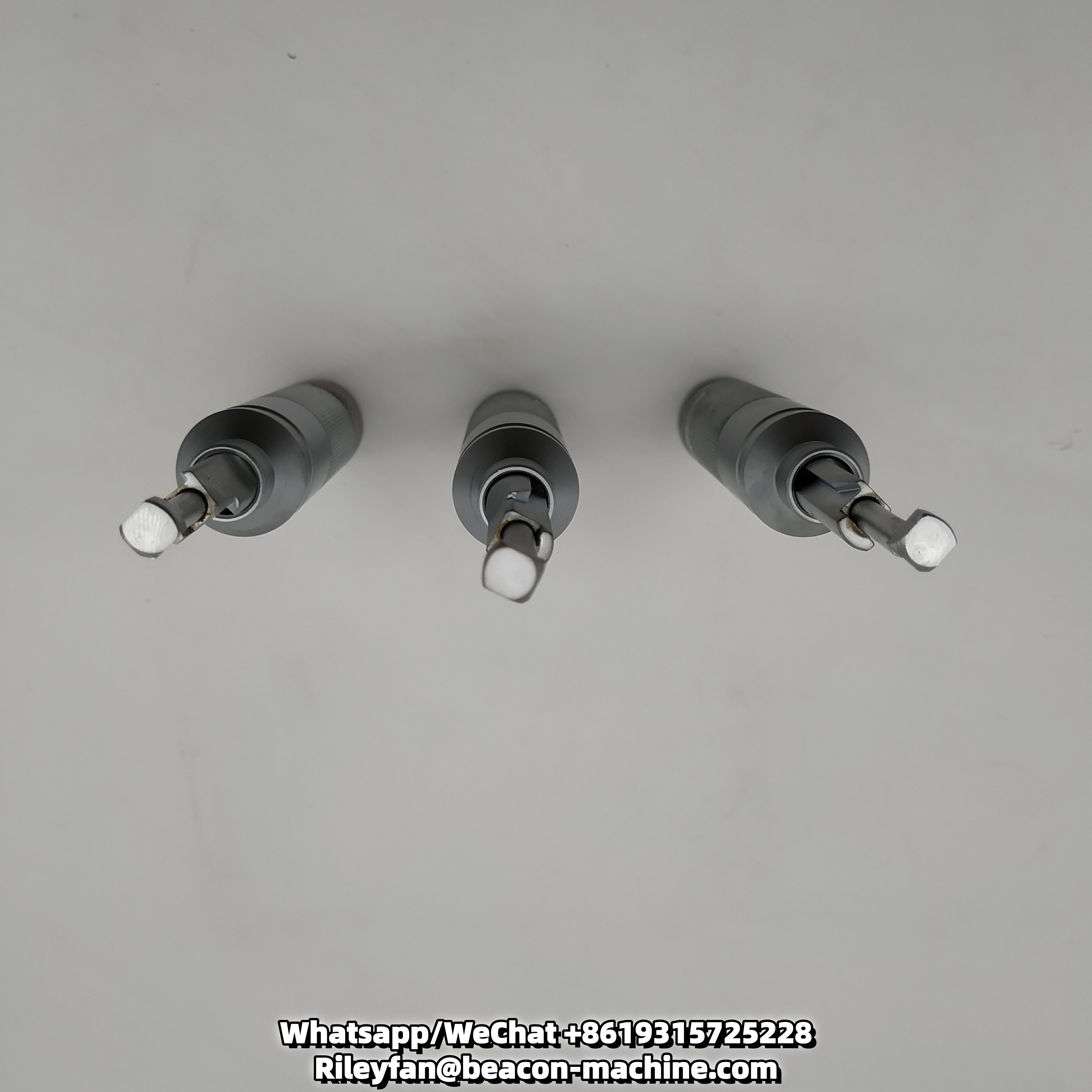 Herramientas de mantenimiento J06 MW